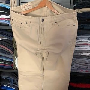 Hollister Khakis 32x30